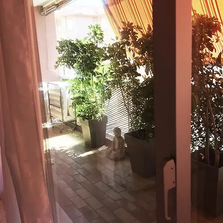 Апартаменты 