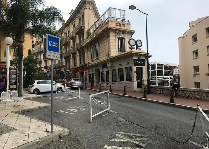 Apartamento 907 *